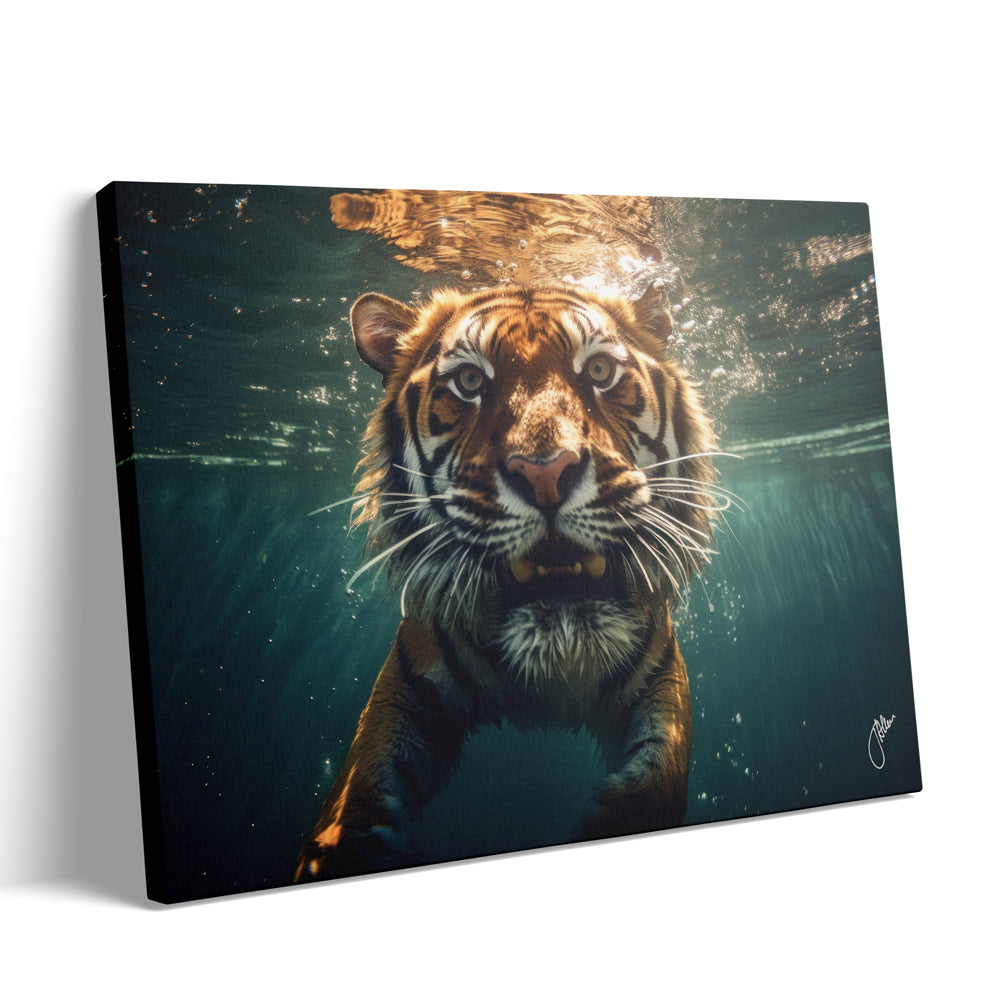 Underwater Tiger